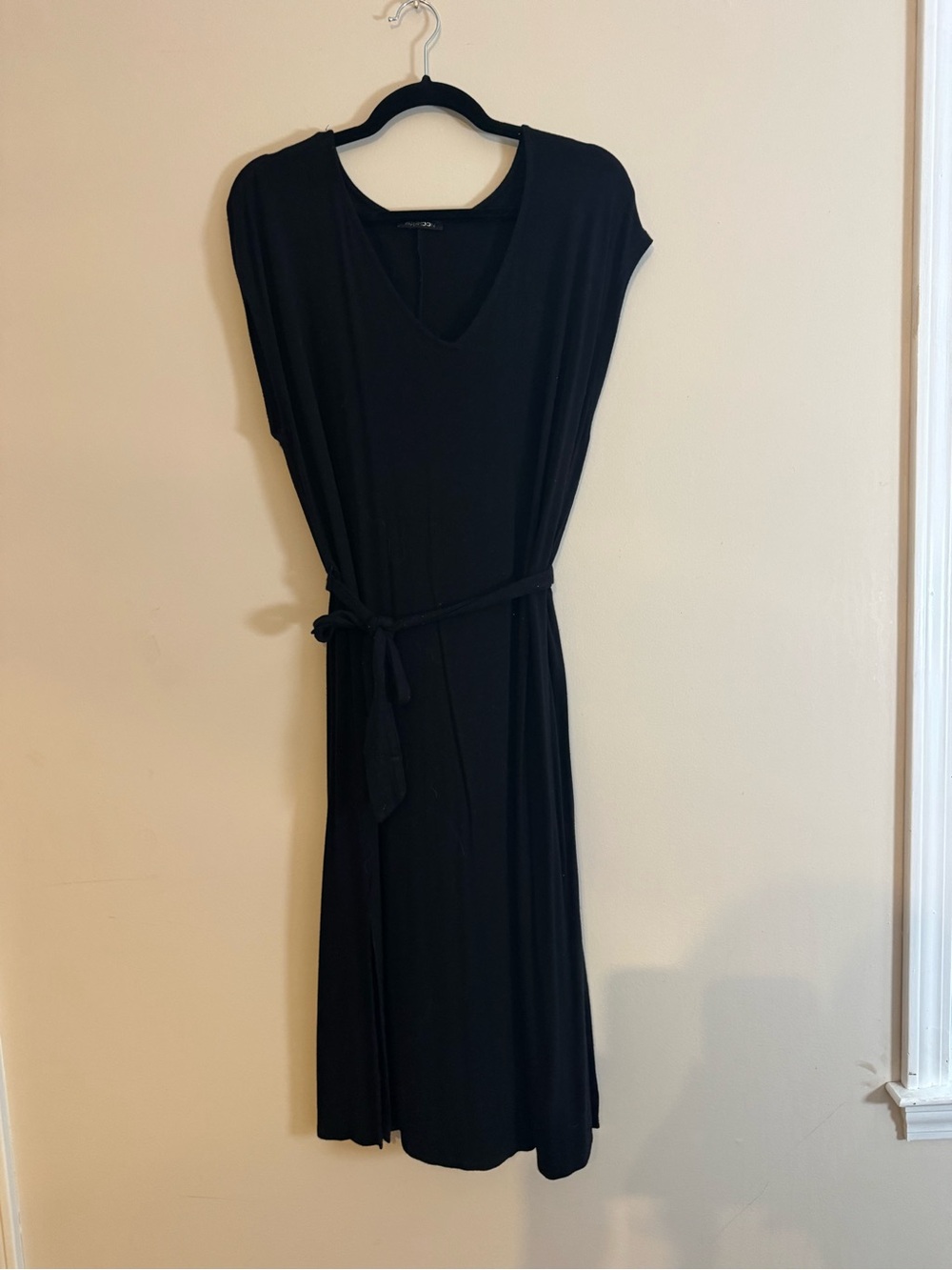 Papermoon Black V-Neck Belted Midi Dress